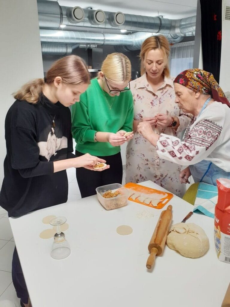 Зима – пора  найочікованіших  в  народі  різдвяних  свят