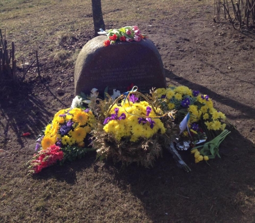 Покладання квітів до Шевченківського дубу